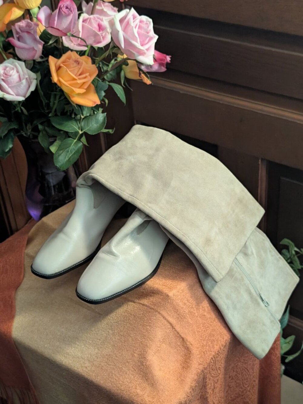 Hollywood-A-G0-GO Jasmin Boots -Upper Suede Leather Tan/Cream Sz 9 -Vintage/N!EW